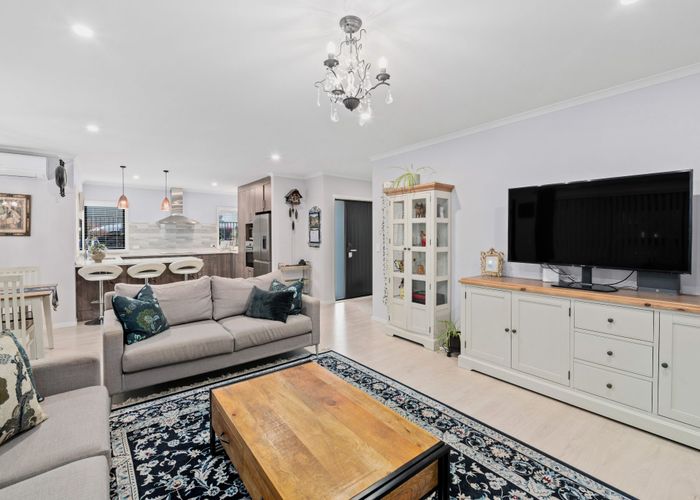  at 6/15 Onukutara Place, Huntington, Hamilton