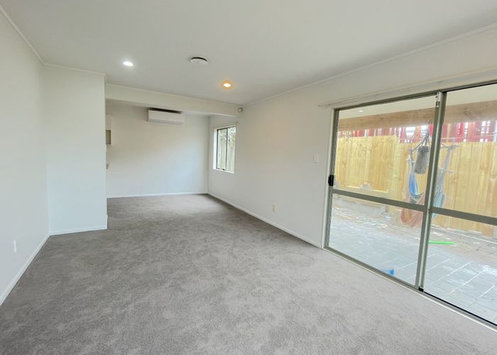  at 4B Potter Avenue, Northcote, North Shore City, Auckland