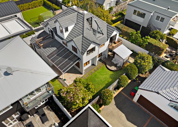  at 24a Ocean View Road, Milford, North Shore City, Auckland