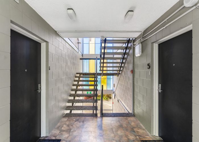  at 7/34 Uxbridge Road, Howick, Manukau City, Auckland