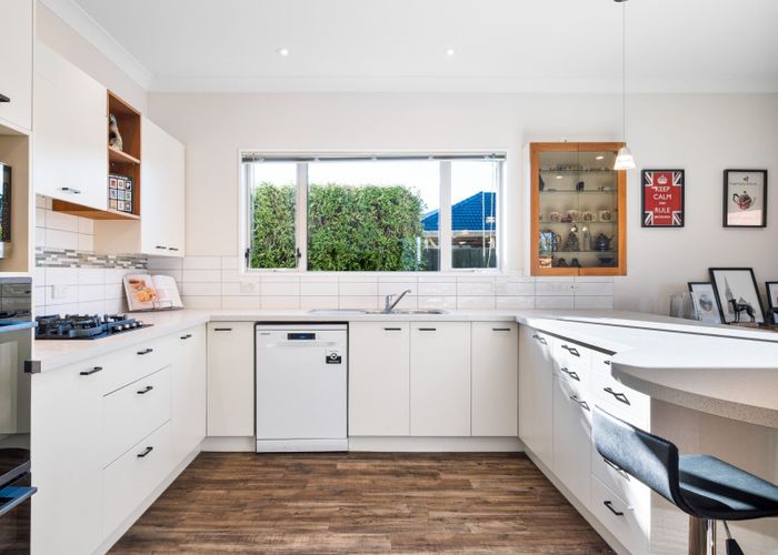 at 15 Sutton Place, Dallington, Christchurch City, Canterbury