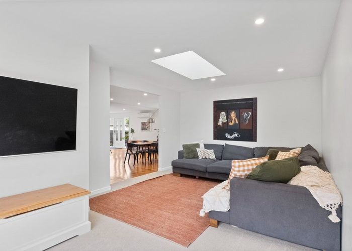  at 71 Vincent Street, Howick, Auckland