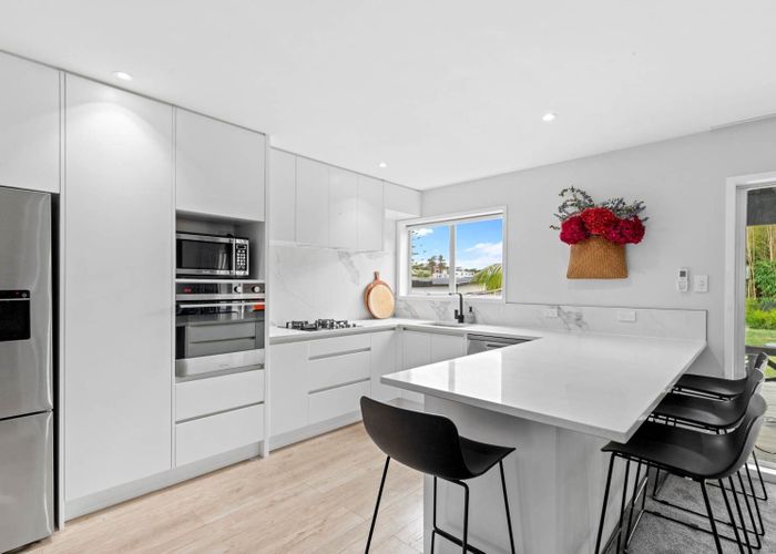 at 2/73B Rukutai Street, Orakei, Auckland City, Auckland