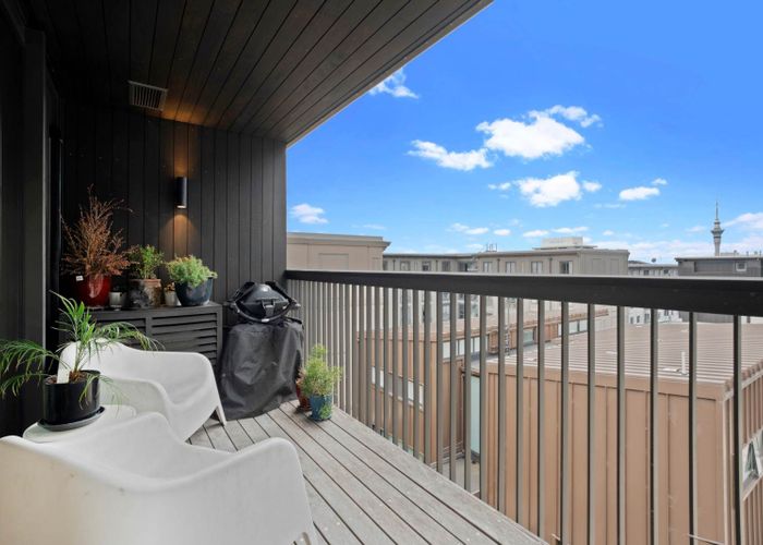  at 216/38 Khyber Pass Road, Grafton, Auckland