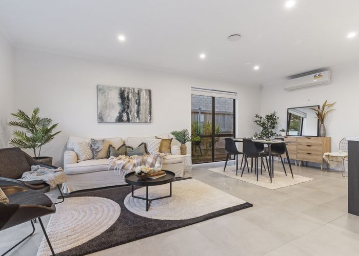  at 35 Pepene Avenue, Takanini, Auckland