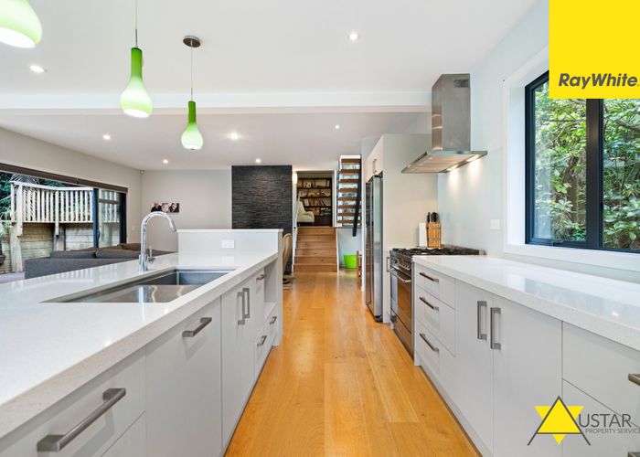  at 3 Aydon Road, Titirangi, Waitakere City, Auckland