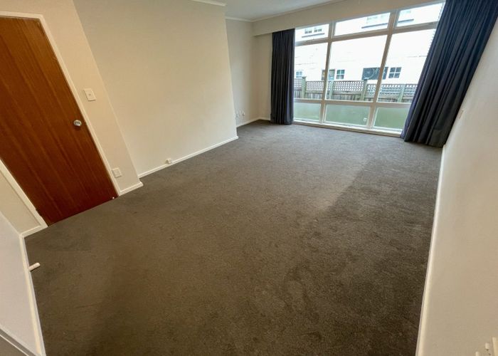  at 2/25 Madras Street, Khandallah, Wellington, Wellington