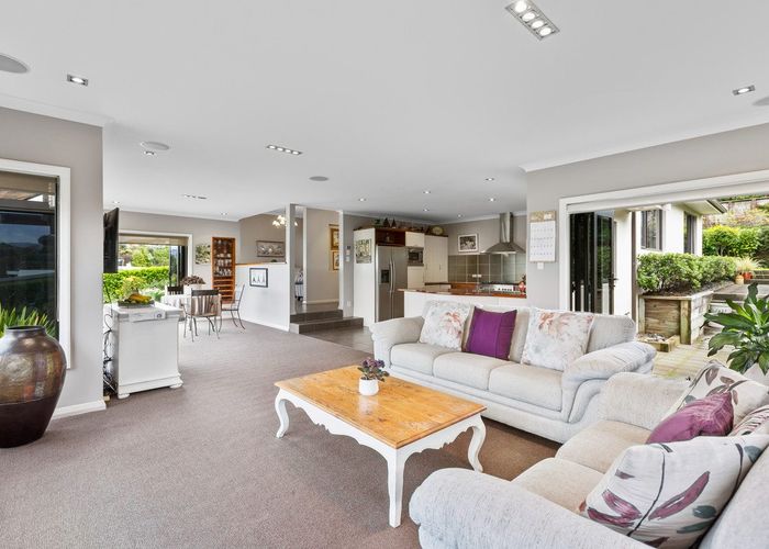  at 4 Kororako Grove, Whalers Gate, New Plymouth, Taranaki