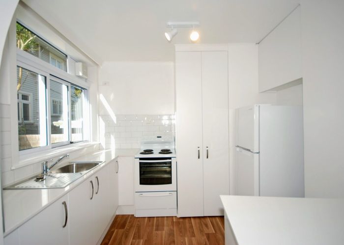  at 2/58 Mountain Road, Epsom, Auckland