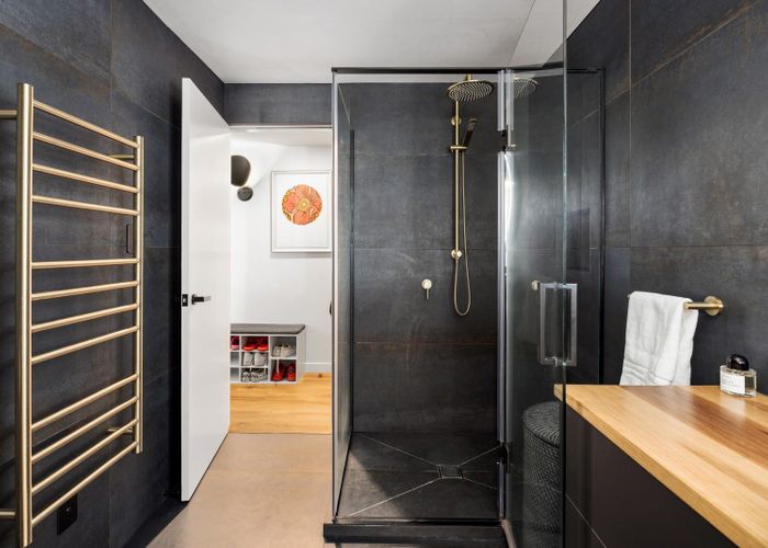  at 215/36 Victoria Road, Mount Maunganui