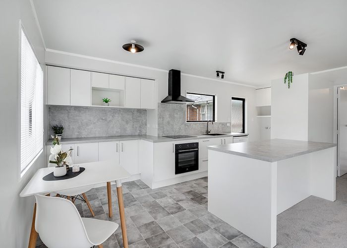  at 21A Southsea Crescent, Silverdale, Hamilton, Waikato