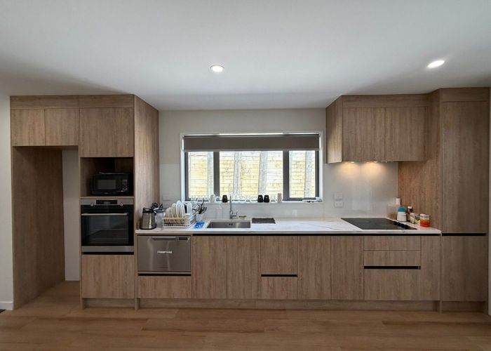  at 90 Point View Drive, East Tamaki Heights, Auckland