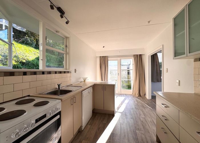  at 135 Ruskin Road, Newlands, Wellington, Wellington