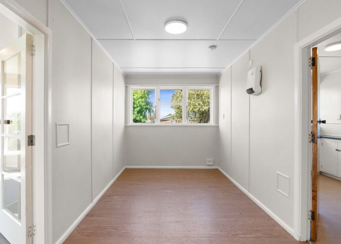  at 21 Lambeth Crescent, Northcote, Christchurch City, Canterbury