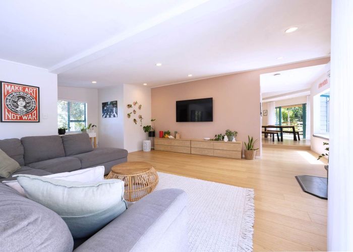  at 24 Rauhuia Crescent, Parau, Auckland