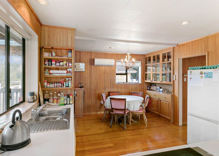  at 164 Boundary Road, Blockhouse Bay, Auckland