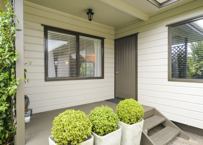  at 125 Summerhill Drive, Fitzherbert, Palmerston North