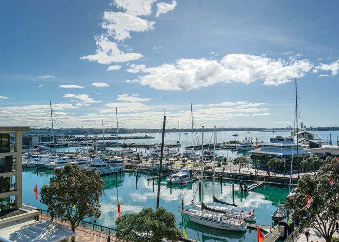  at 402/85 Customs Street West, City Centre, Auckland City, Auckland