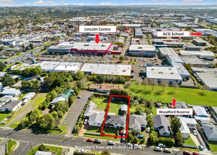  at 14 Woodford Avenue, Henderson, Auckland