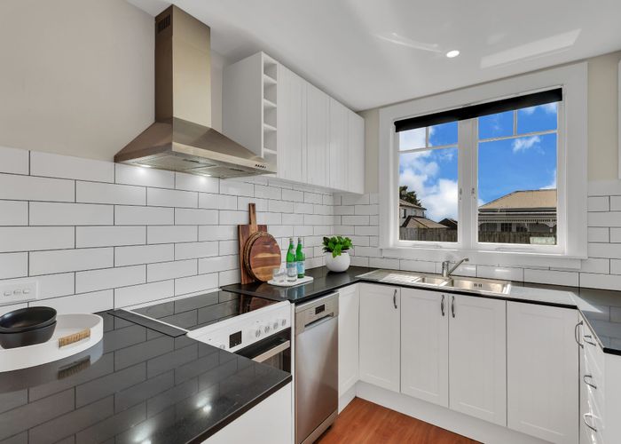  at 12 Powell Street, Avondale, Auckland