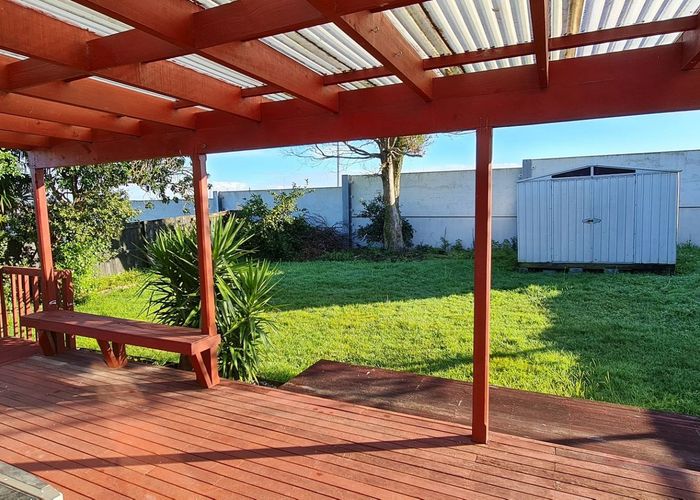  at 28 Cabello Place, Unsworth Heights, North Shore City, Auckland