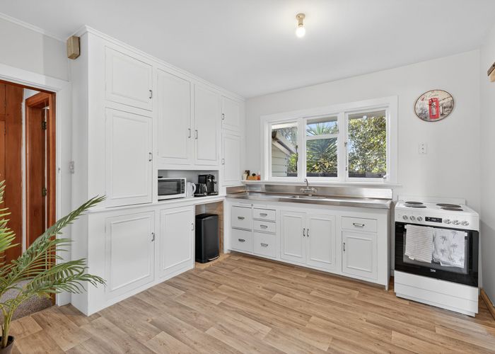  at 370 Keyes Road, New Brighton, Christchurch City, Canterbury