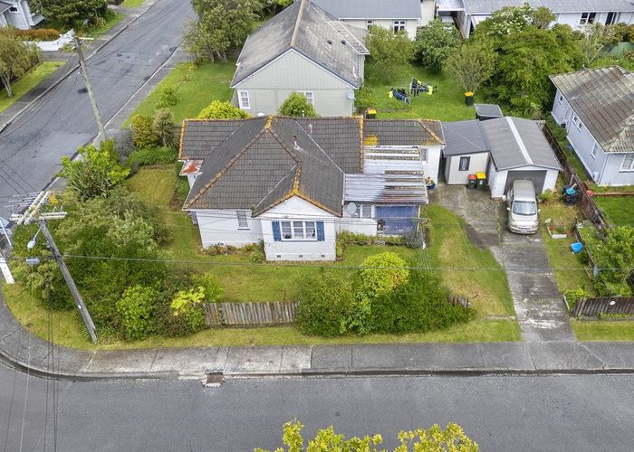  at 15 Raymond Terrace, Fairfield, Lower Hutt