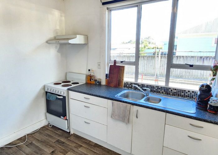  at 134 Seaview Road, Westown, New Plymouth, Taranaki