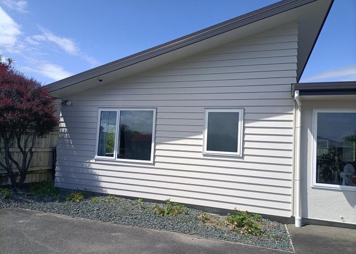  at Room 4, 32 Kendall View, Stoke, Nelson, Nelson / Tasman