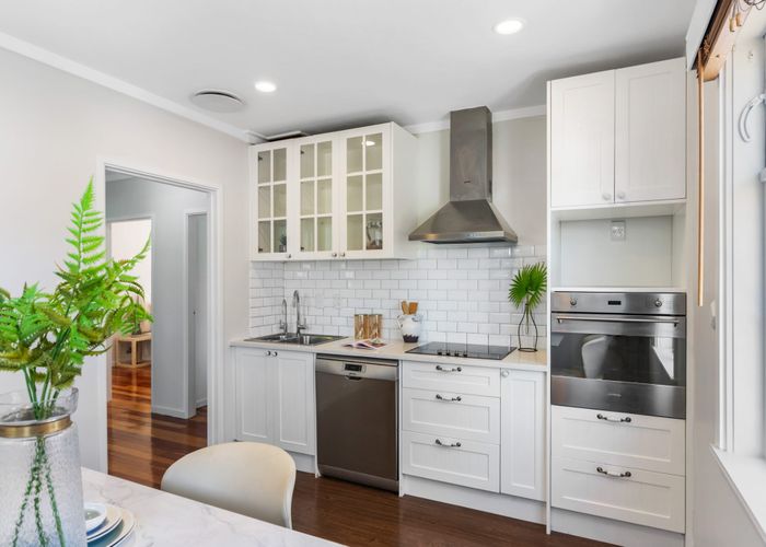  at 13B Te Kawa Road, Greenlane, Auckland City, Auckland