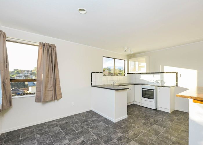  at 190 Solar Road, Glen Eden, Waitakere City, Auckland