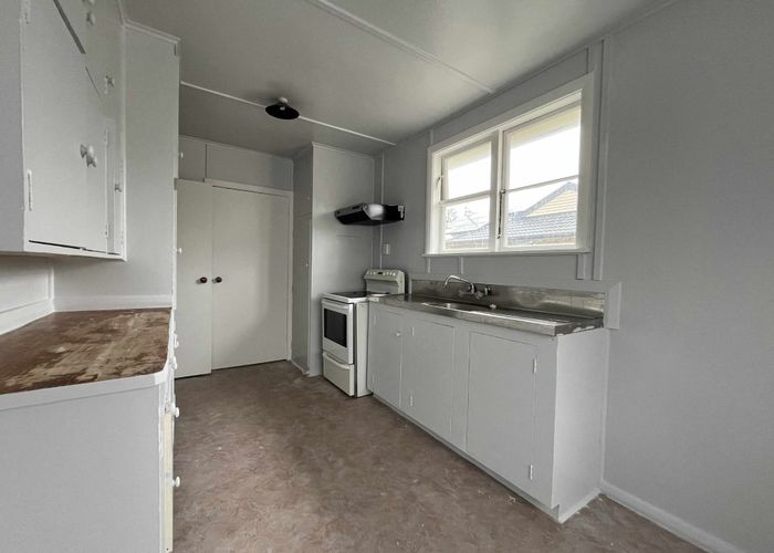  at 1034 High Street, Lower Hutt, Lower Hutt, Wellington