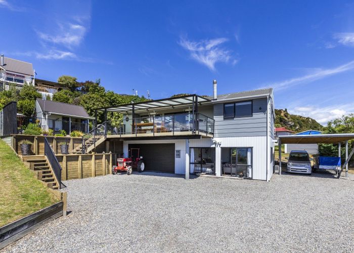  at 6 Turangitukua Terrace, Turangi