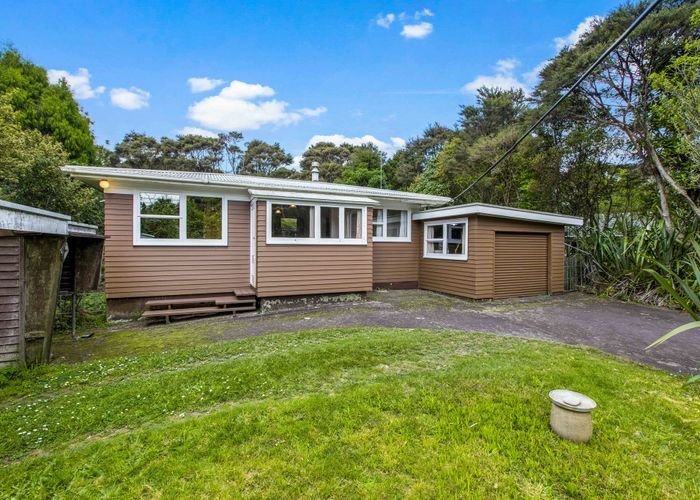  at 741 Scenic Drive, Henderson Valley, Auckland