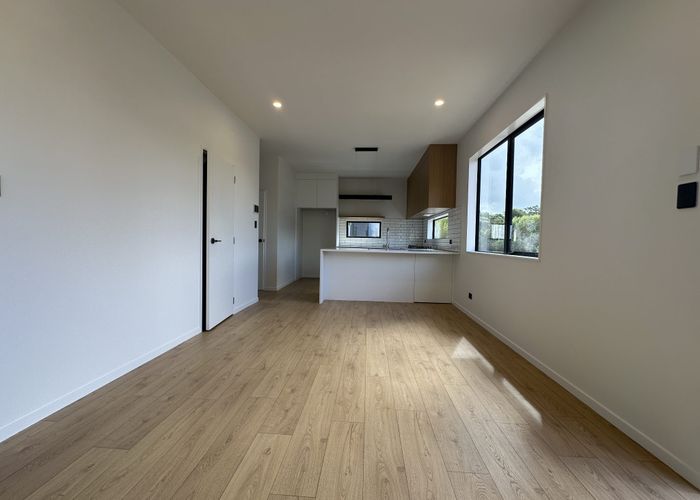  at 2A Dianthus Place, Browns Bay, North Shore City, Auckland