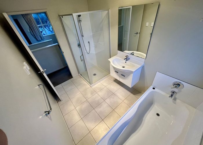  at Zabeel Crescent, Takanini, Papakura, Auckland