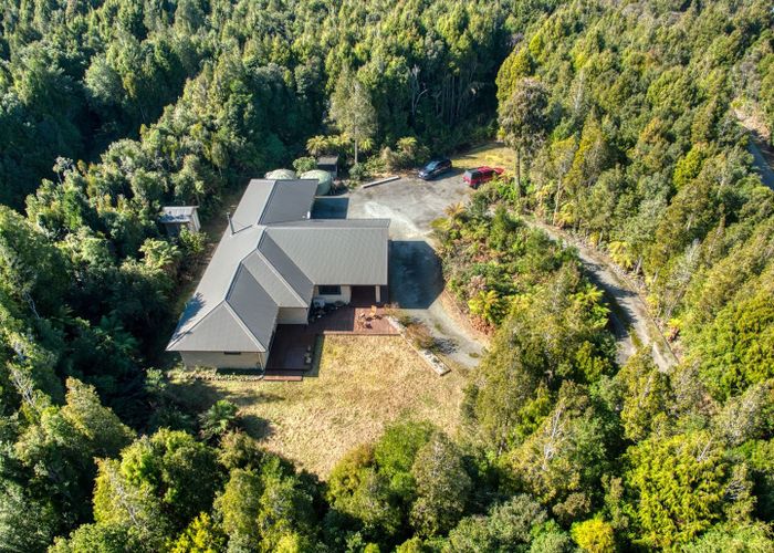  at 15 Sanctuary Place, Hokitika