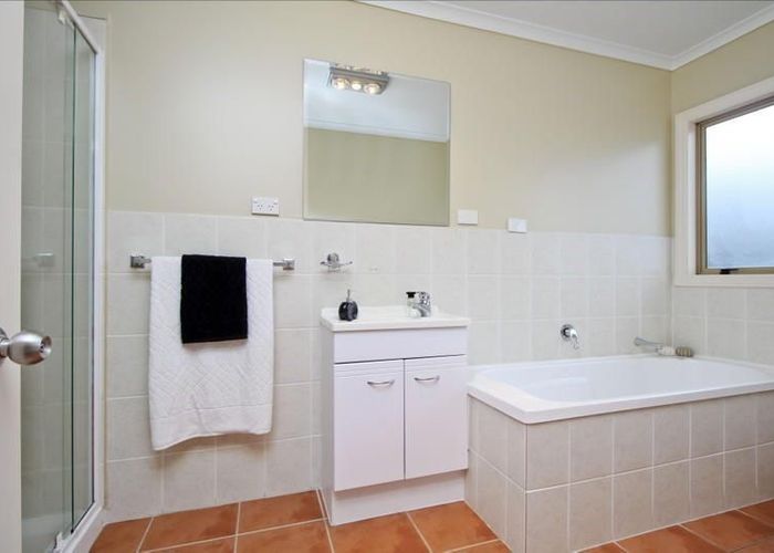  at 20 Genesis Place, Flat Bush, Manukau City, Auckland