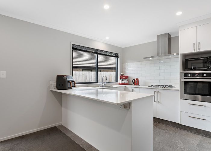  at 166 Waikite Road, Welcome Bay, Tauranga, Bay Of Plenty