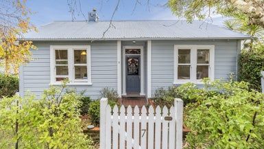  at 7 Retter Street, Paparangi, Wellington