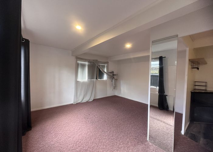  at 7 Seine Rd, Forrest Hill, North Shore City, Auckland