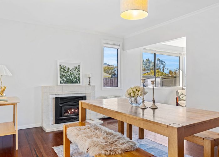  at 42 Chedworth Avenue, Bishopdale, Christchurch City, Canterbury