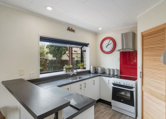  at 2 Emmerdale Mews, Highbury, Palmerston North