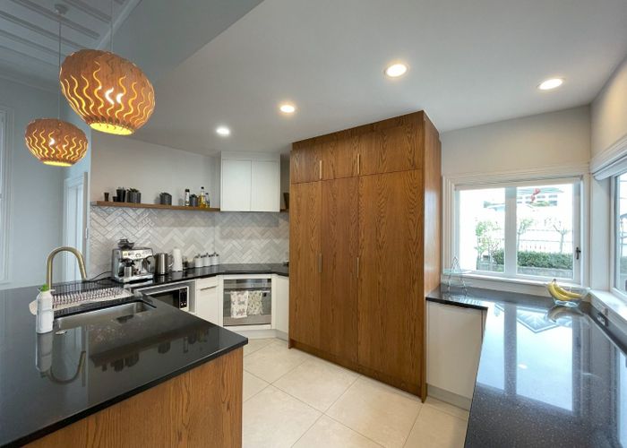  at 11 Colenso Avenue, Hospital Hill, Napier
