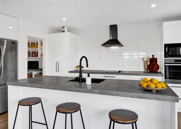  at 10 Robson Street, Normanby, Hawera