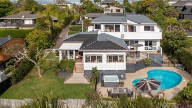  at 74 Aberdeen Road, Campbells Bay, Auckland