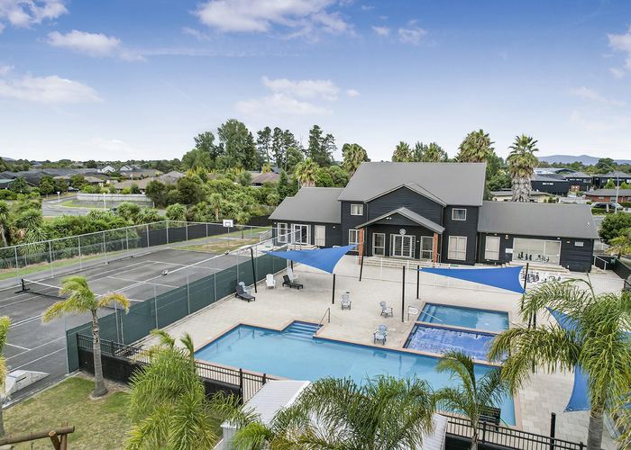 at 43 Gordon Davies Lane, Huntington, Hamilton