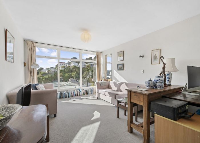  at 19/4 Claremont Grove, Mount Victoria, Wellington