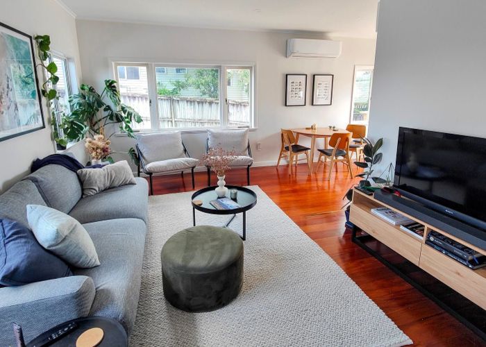  at 1/63 Pupuke Road, Birkenhead, North Shore City, Auckland