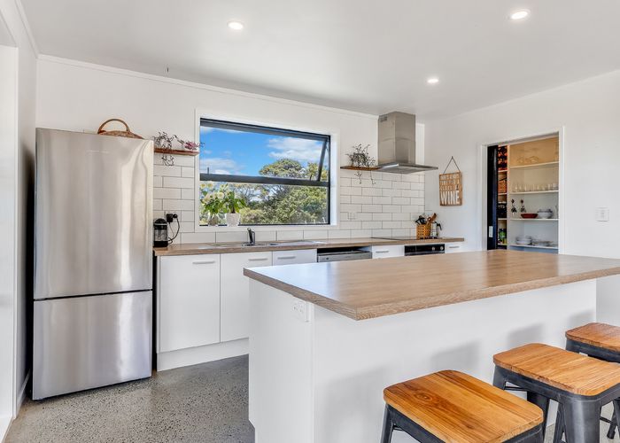  at 90 Spioenkop Road, Kaiwaka